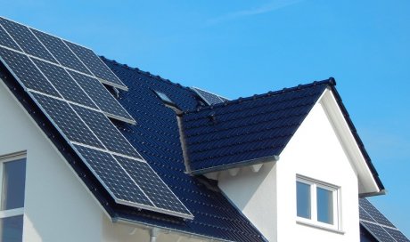 Entreprise pour la pose de panneaux photovoltaïques sur toiture Montrond-les-Bains 